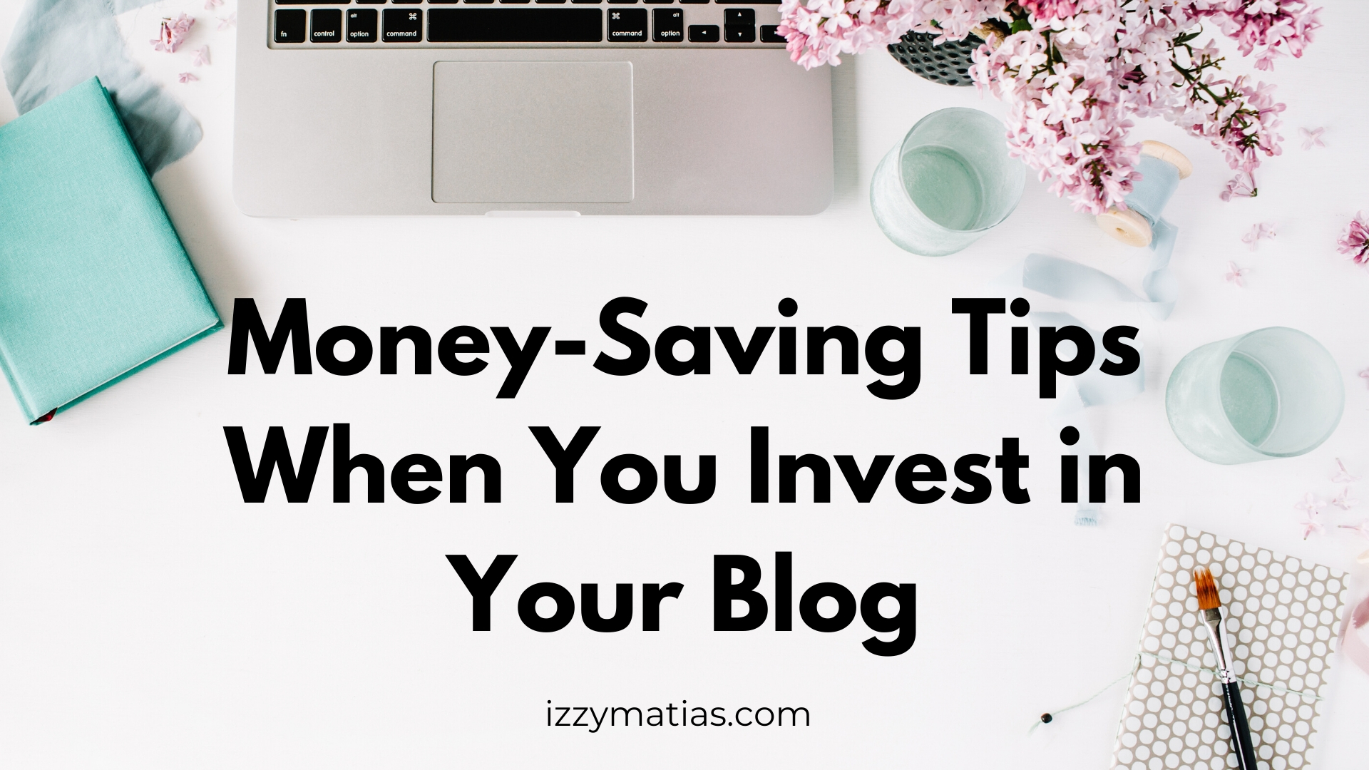 Learn these money-saving tips when you invest in your blog. Find out how to save money when you purchase blogging tools and resources. #moneysavingtips #bloggingtips #bloggingtools #savemoney 